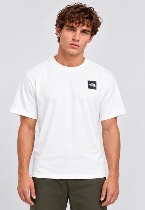 The North Face Expedition Photo Relaxed T Shirt in White - Image 2