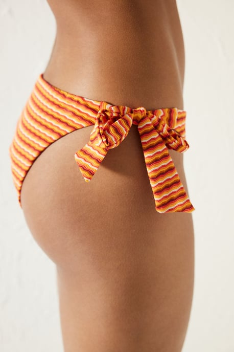 Gestreepte Braziliaanse Bikini Onderkant - Image 2