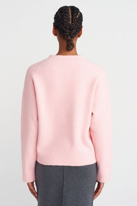 Women's Solid Crew Neck Ribbed Sweater - Image 2