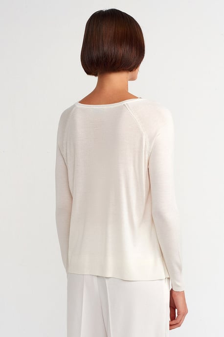 Women’s Ribbed Crew Neck Sweater - Image 2