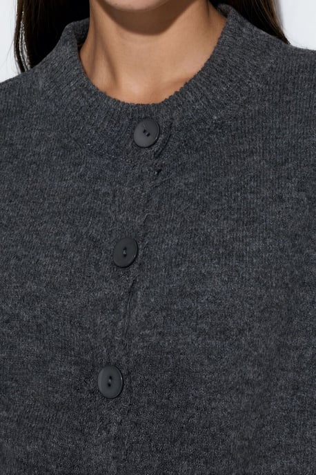 Crop Ribbed Cardigan With Buttons - Image 4