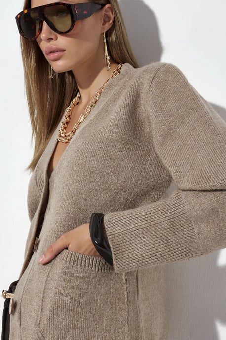 Women's Ribbed V-neck Button Cardigan - Image 4