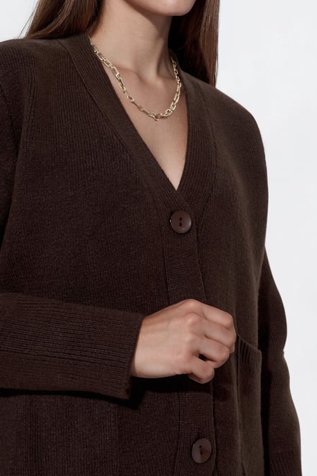 Women's Ribbed V-neck Button Cardigan - Image 4