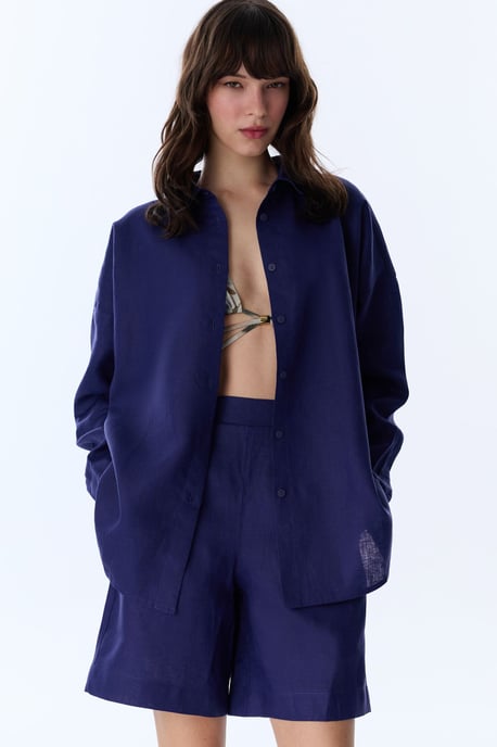 Mid-Waist Linen Wide-Leg Shorts - Image 4
