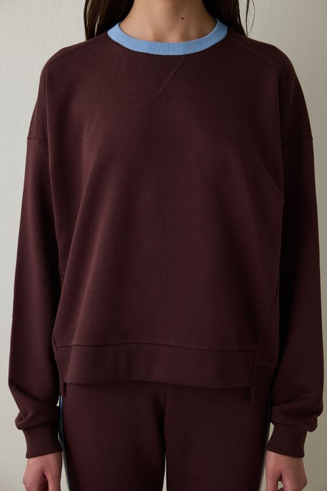 Oversized Troje Med Rund Hals - Image 5