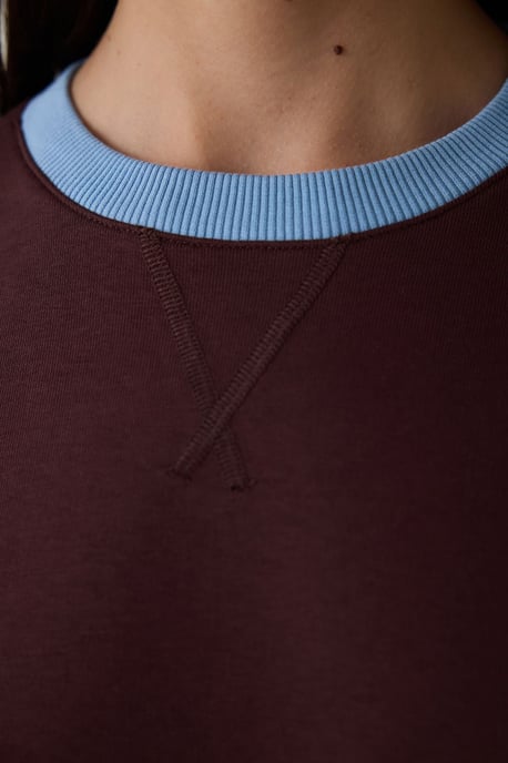 Oversized Troje Med Rund Hals - Image 6