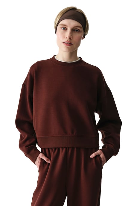 Oversized Knitted Crew Neck Sweatshirt - Image 3