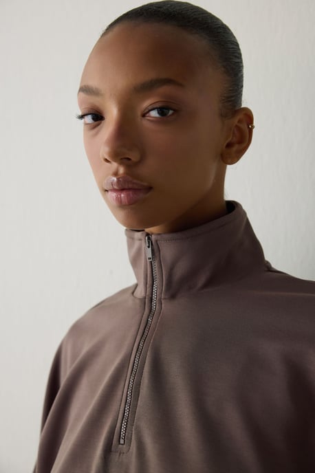 Dames Crop Half-zip Sweatshirt - Image 5