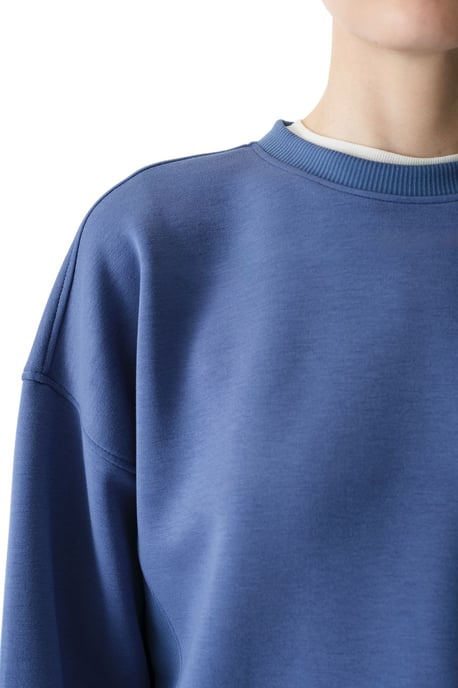 Oversized Knitted Crew Neck Sweatshirt - Image 4