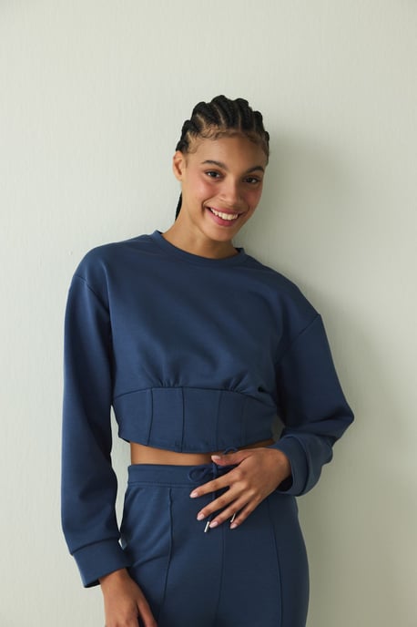 Dames Cropped Crew Neck Sweatshirt - Image 2