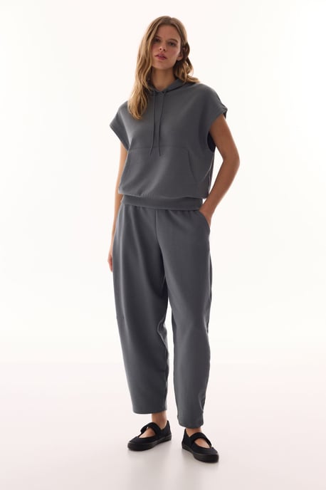 Oversized Knitted Joggers With Pockets - Image 6