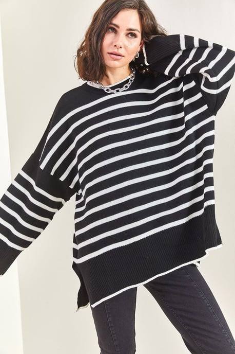 Oversized Striped Knit Sweater with Ribbed Detail - Image 1