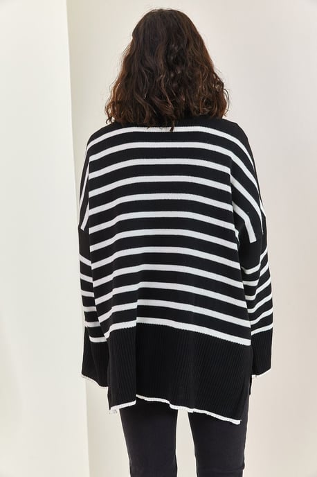 Oversized Striped Knit Sweater with Ribbed Detail - Image 2