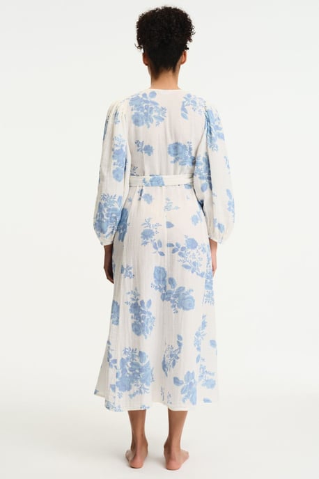 Blommig Off-Shoulder Maxiklänning med Bälte - Image 2