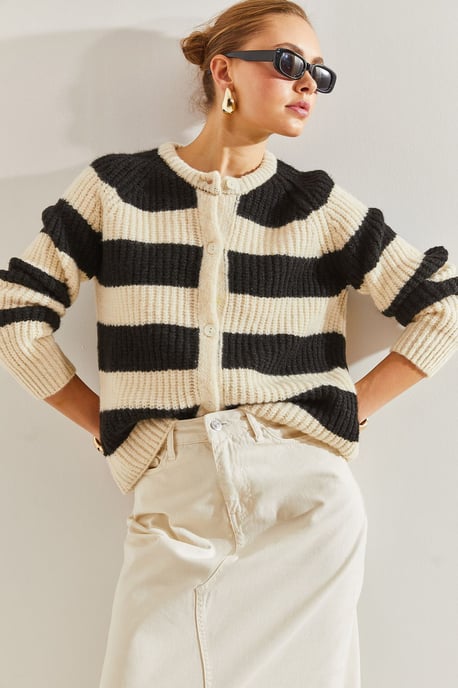Gestreepte Gebreide Cardigan met Knopen Sluiting - Image 4