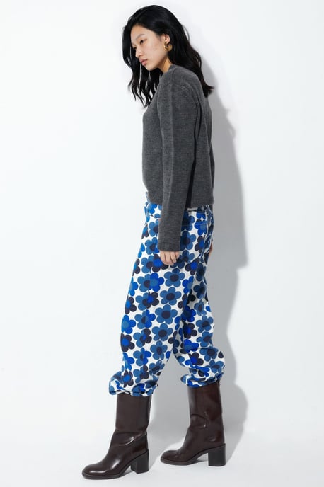Ribbed Crew Neck Button Cardigan - Image 3