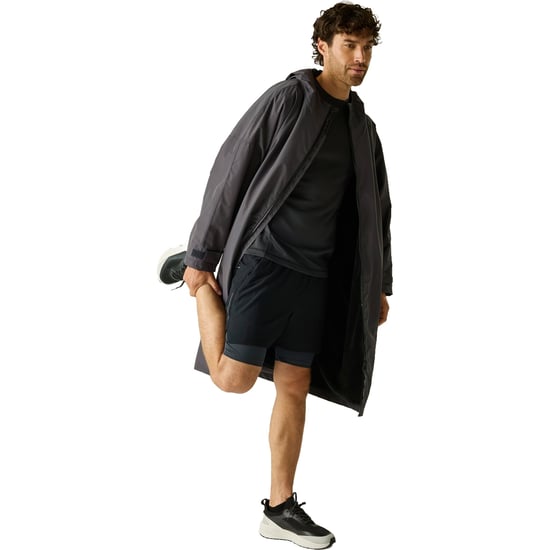 Regatta Professional Waterpoof Changing Robe - Image 3