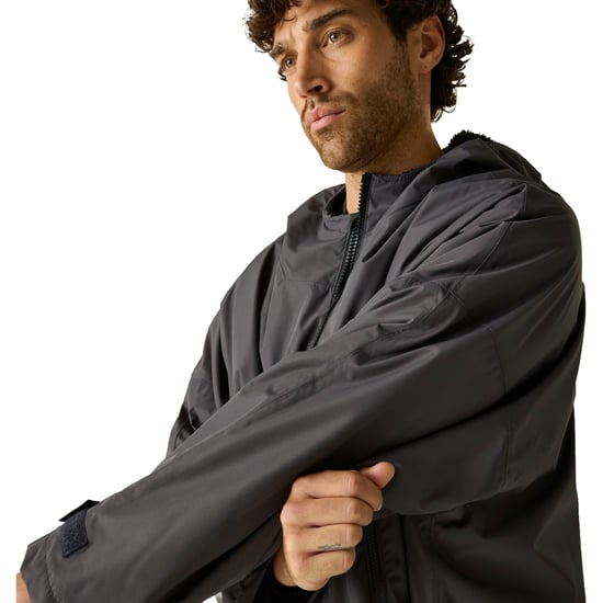Regatta Professional Waterpoof Changing Robe - Image 5