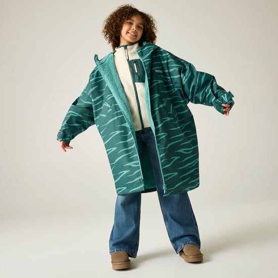 Regatta Kids Spirit Of Adventure Hooded Waterproof Warm Drying Changing Robe - Image 3
