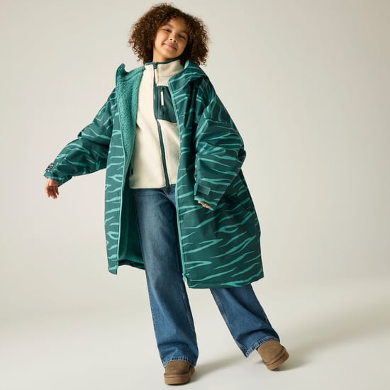 Regatta Kids Spirit Of Adventure Hooded Waterproof Warm Drying Changing Robe - Image 6