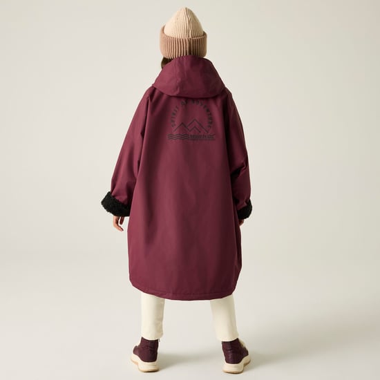 Regatta Kids Spirit Of Adventure Hooded Waterproof Warm Drying Changing Robe - Image 3