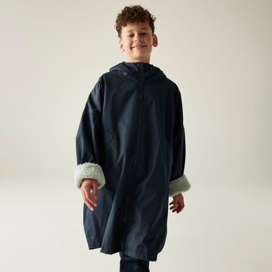 Regatta Kids Spirit Of Adventure Hooded Waterproof Warm Drying Changing Robe - Image 3