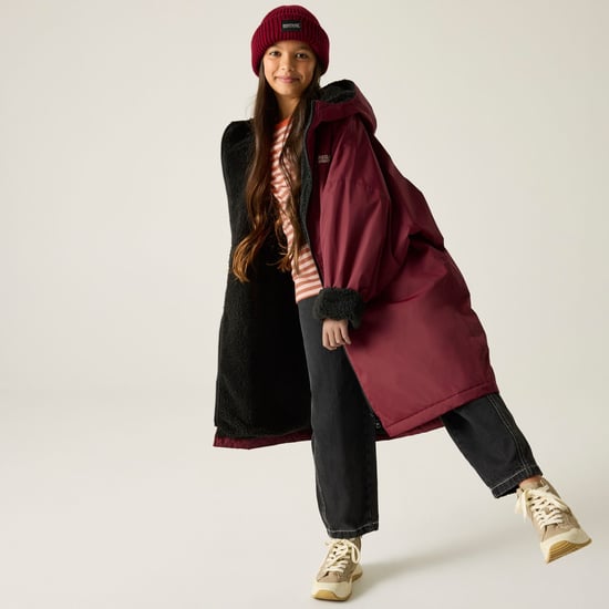 Regatta Kids Spirit Of Adventure Hooded Waterproof Warm Drying Changing Robe - Image 3