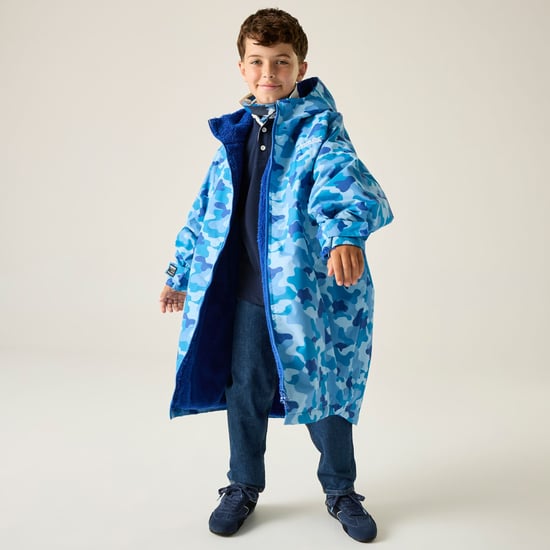 Regatta Kids Spirit Of Adventure Hooded Waterproof Warm Drying Changing Robe - Image 2