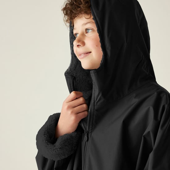 Regatta Kids Spirit Of Adventure Hooded Waterproof Warm Drying Changing Robe - Image 6