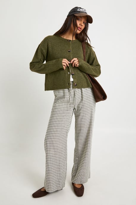 Crew Neck Soft Knit Knitted Cardigan - Image 3