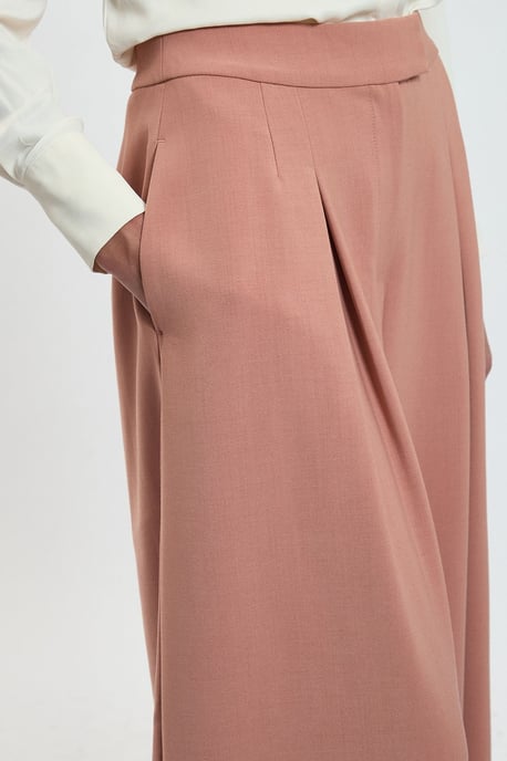 Polished Pleat Wide Leg Tailored Trouser - Image 4