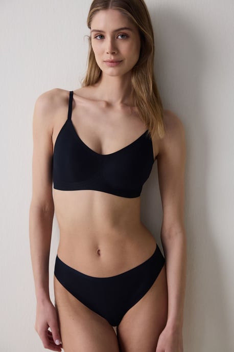 Ribbad Stickad Bralette - Image 2