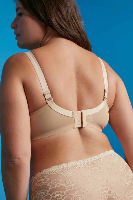 Lace Bralette With Adjustable Straps - Image 5