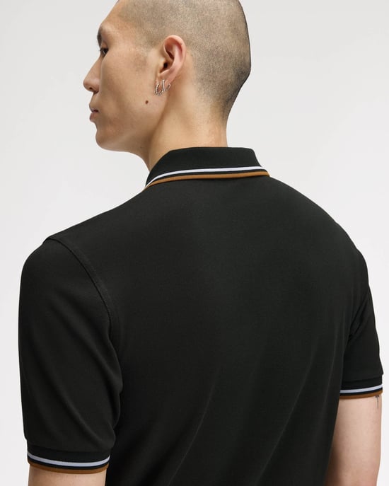 Regular Fit Short Sleeve Logo Detail Polo Shirt in Black - Image 4