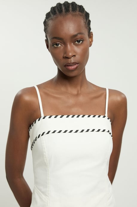 Tailored Linen Blend Contrast Stitch Top - Image 2