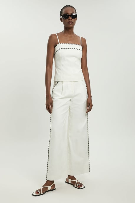 Tailored Linen Blend Contrast Stitch Top - Image 3
