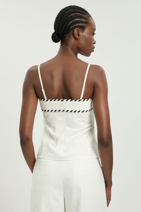 Tailored Linen Blend Contrast Stitch Top - Image 4