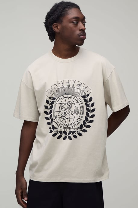 Oversized Garfield License Print T-shirt - Image 1