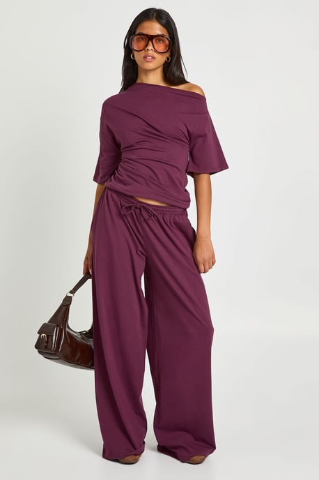 Off The Shoulder Ruched Waist Top - Image 1