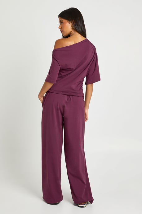 Off The Shoulder Ruched Waist Top - Image 2