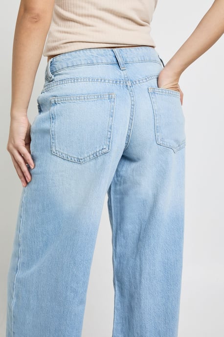 Basics Mid Waist Boyfriend Jean - Image 4