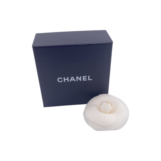 Chanel Vintage Tygbrosch Kamelia - Image 2