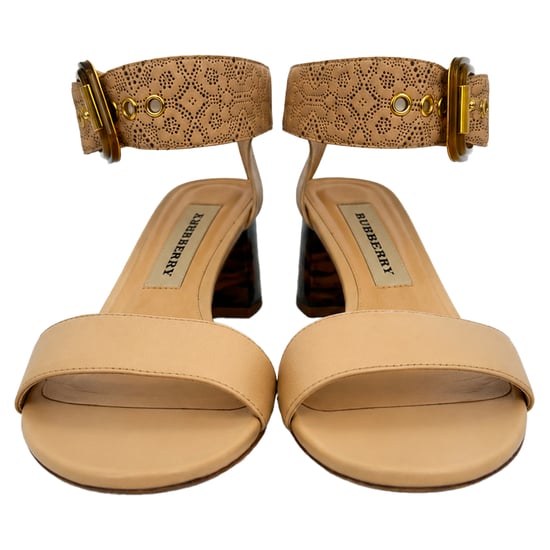 Burberry – Ankelrem – Blockklackade sandaler i beige läder - Image 2