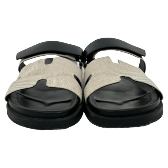 Hermès Chypre Sandals in White and Black Canvas and Leather - Image 2
