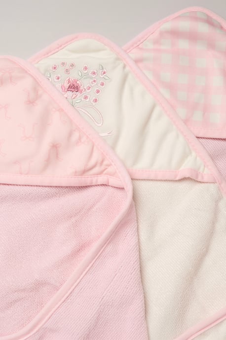 3 Pack Floral Hooded Towels - Image 3