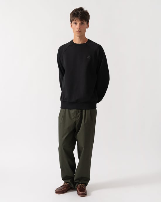 Relaxed Fit Long Sleeve Logo Detail Sweatshirt in Black - Image 4
