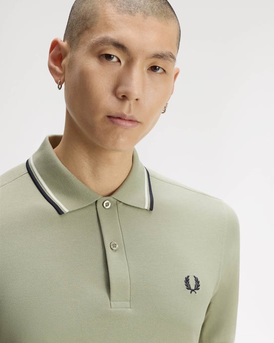 Regular Fit Short Sleeve Logo Detail Polo Shirt in Pale Green - Image 3