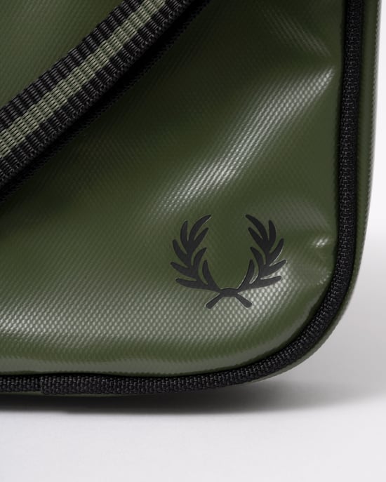 Logo Detail Shoulder Bag in Olive - Image 4