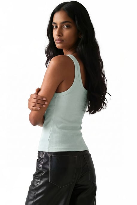 Sleeveless Ribbed U Neck Tank Top - Image 2