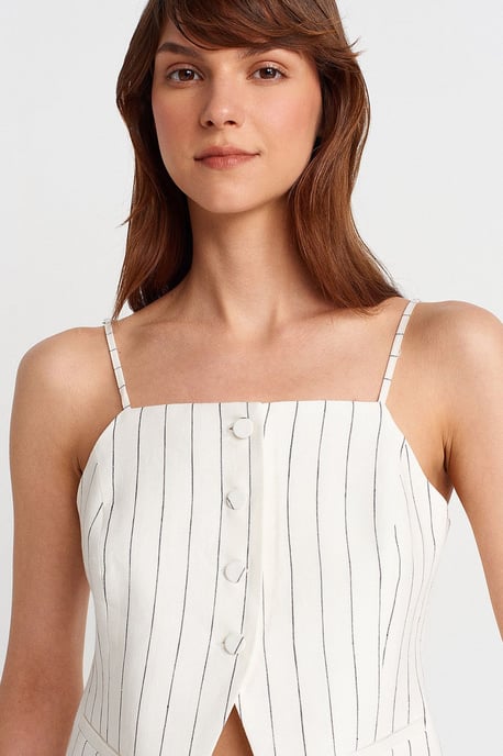 Sleeveless Square-Neck Button Blouse - Image 3